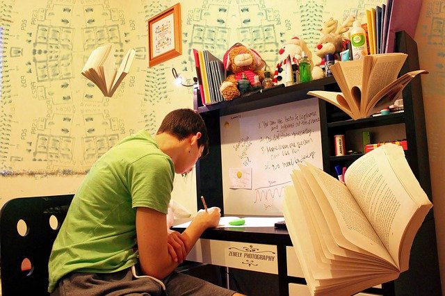 Strategi Belajar UTBK Kebut Semalam
